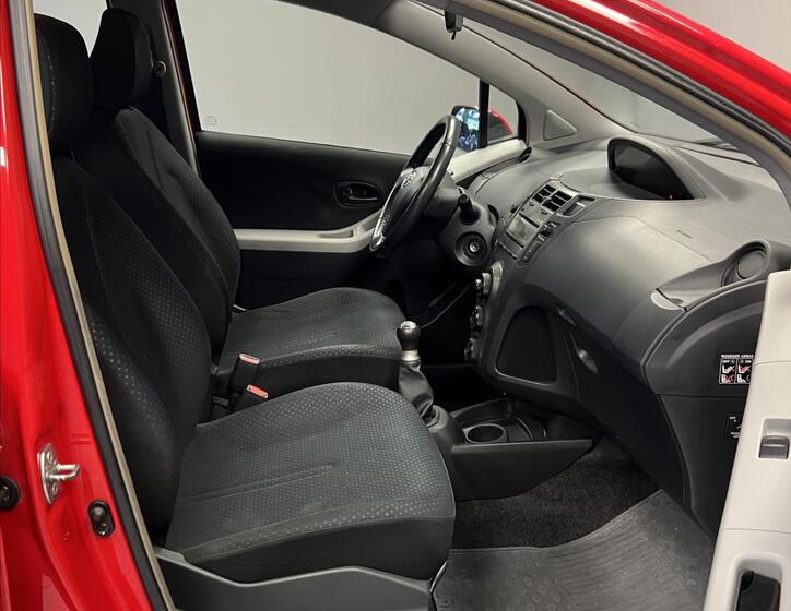 Toyota Yaris 7