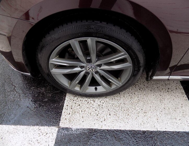Volkswagen Passat Sedan 2,0 l 140 kw
