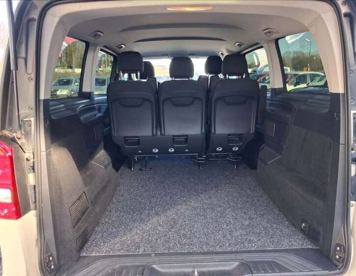 Mercedes-Benz Třídy V Kombi 2,1 l 120 kw