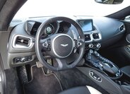 Aston Martin V8 Vantage Kupé 4,0 l 375 kw