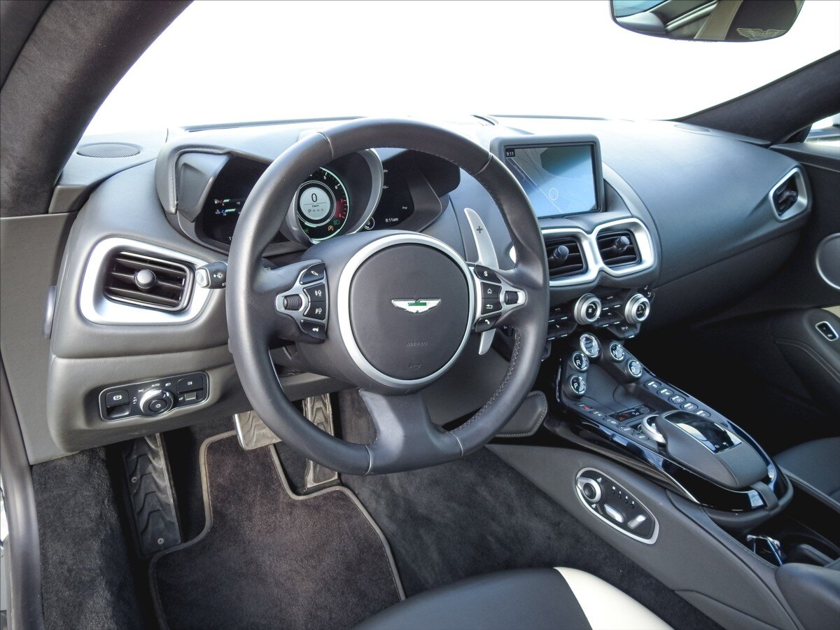 Aston Martin V8 Vantage Kupé 4,0 l 375 kw