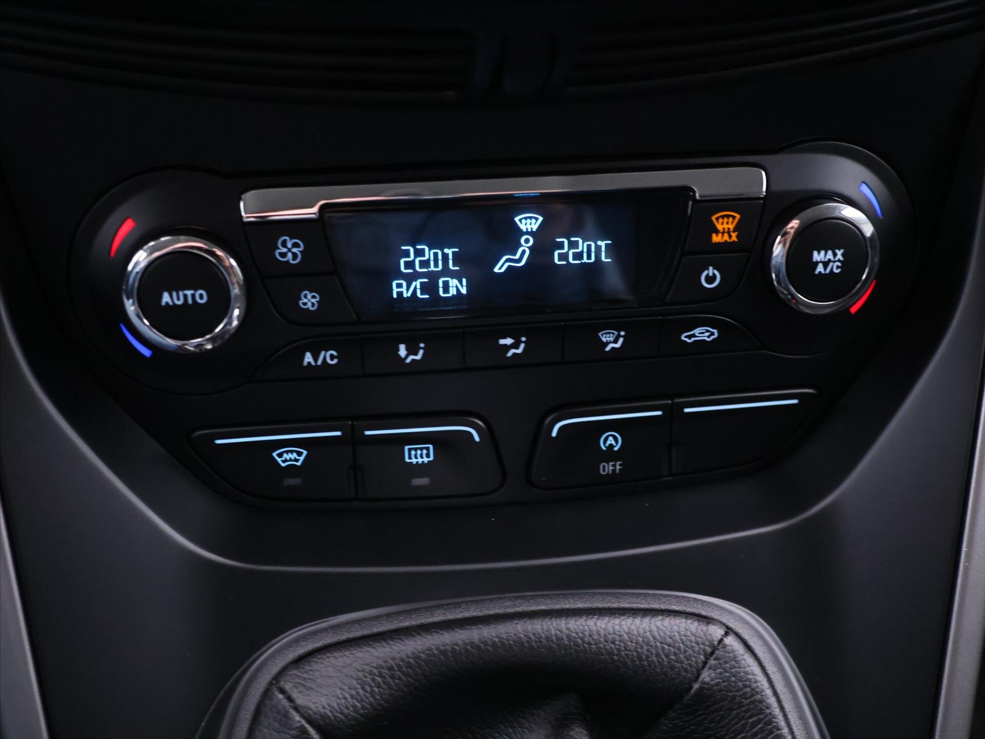Ford Kuga SUV / Terénní 1,5 l 110 kw