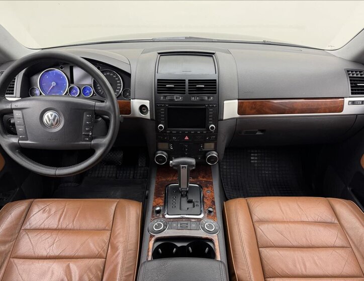 Volkswagen Touareg SUV / Terénní 3,0 l 165 kw