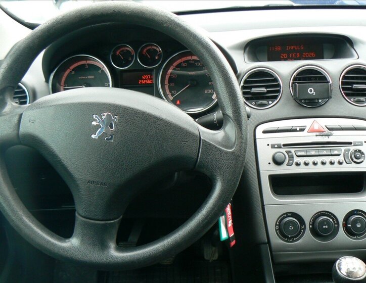 Peugeot 308 Hatchback 1,6 l 66 kw