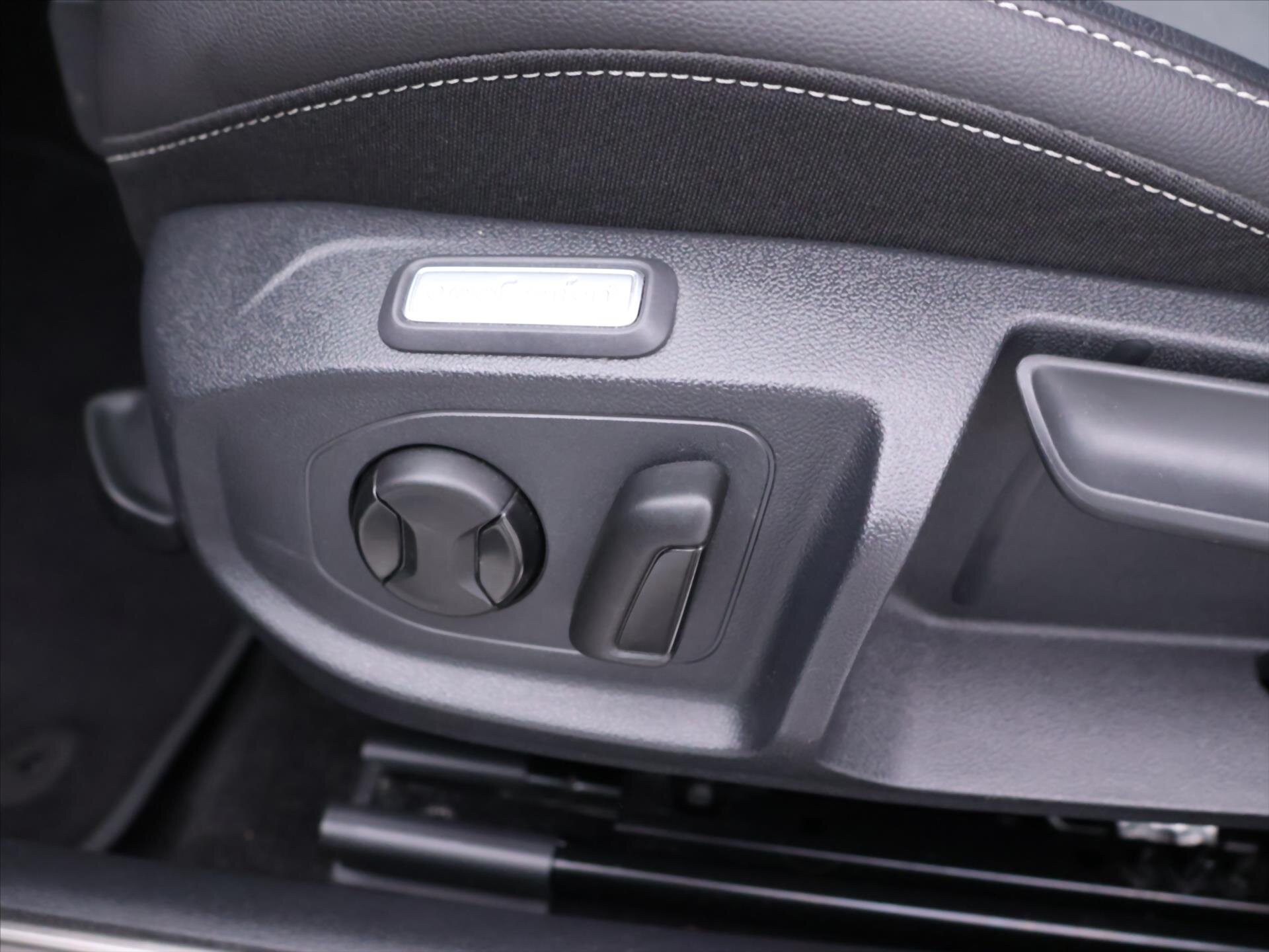 Volkswagen Arteon Kombi 2,0 l 110 kw