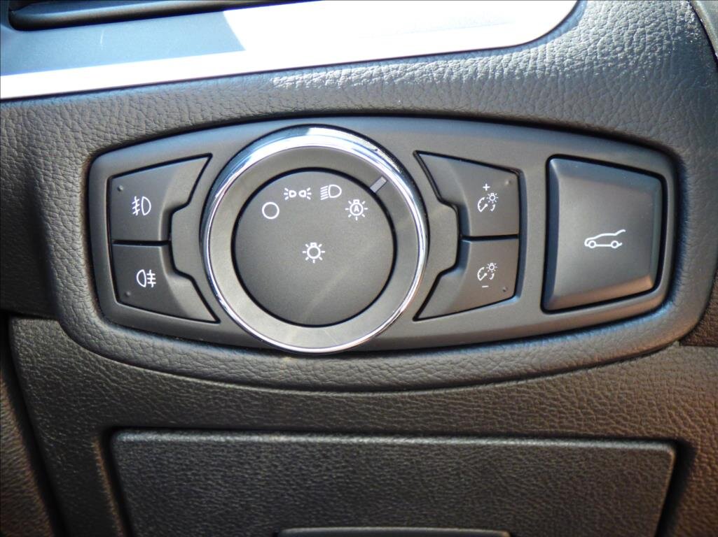 Ford Edge SUV / Terénní 2,0 l 132 kw