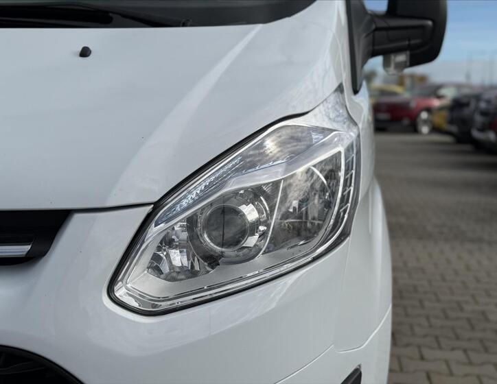 Ford Transit Custom 9