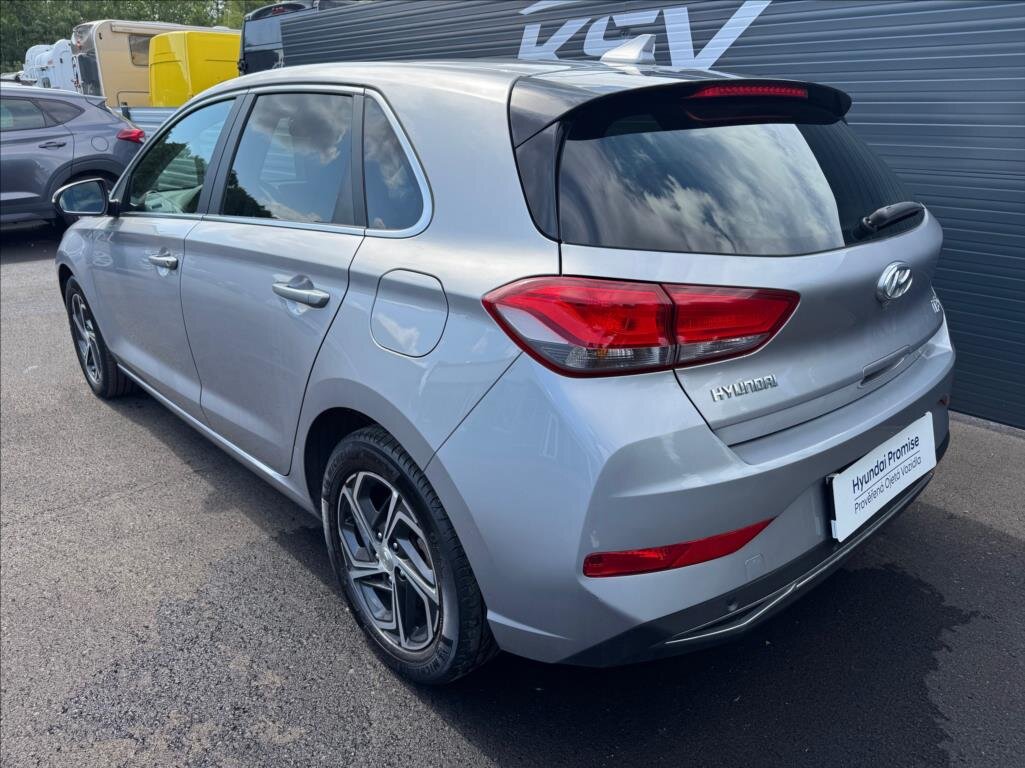 Hyundai i30 Hatchback 998,0 88 kw