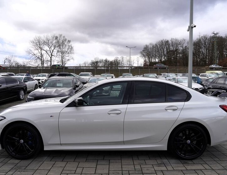 BMW Řada 3 Sedan 3,0 l 275 kw