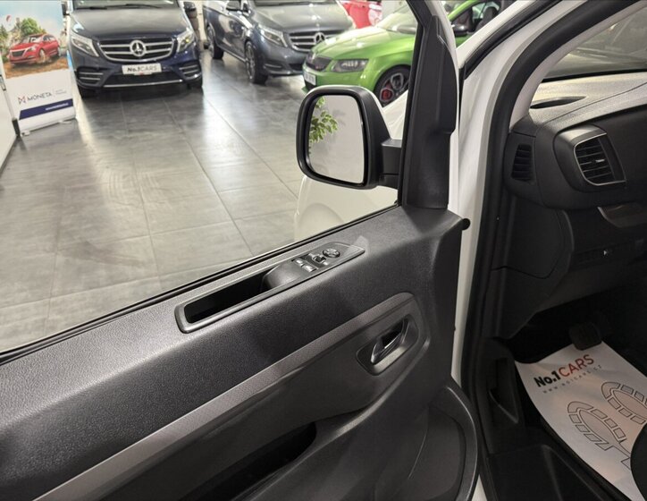 Citroën SpaceTourer 6