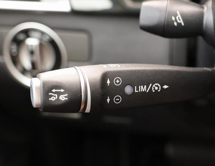 Mercedes-Benz GLS 27