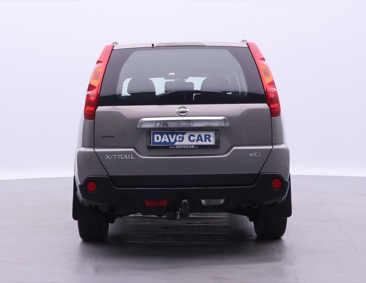 Nissan X-Trail SUV / Terénní 2,0 l 110 kw