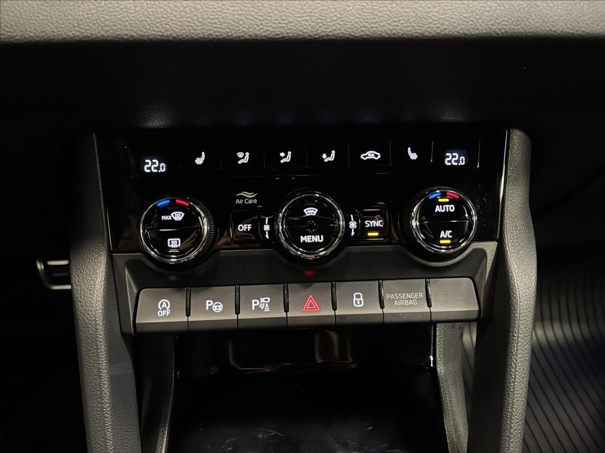 Škoda Karoq SUV 1,5 l 110 kw