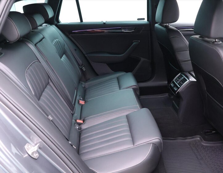 Škoda Superb Kombi 2,0 l 147 kw