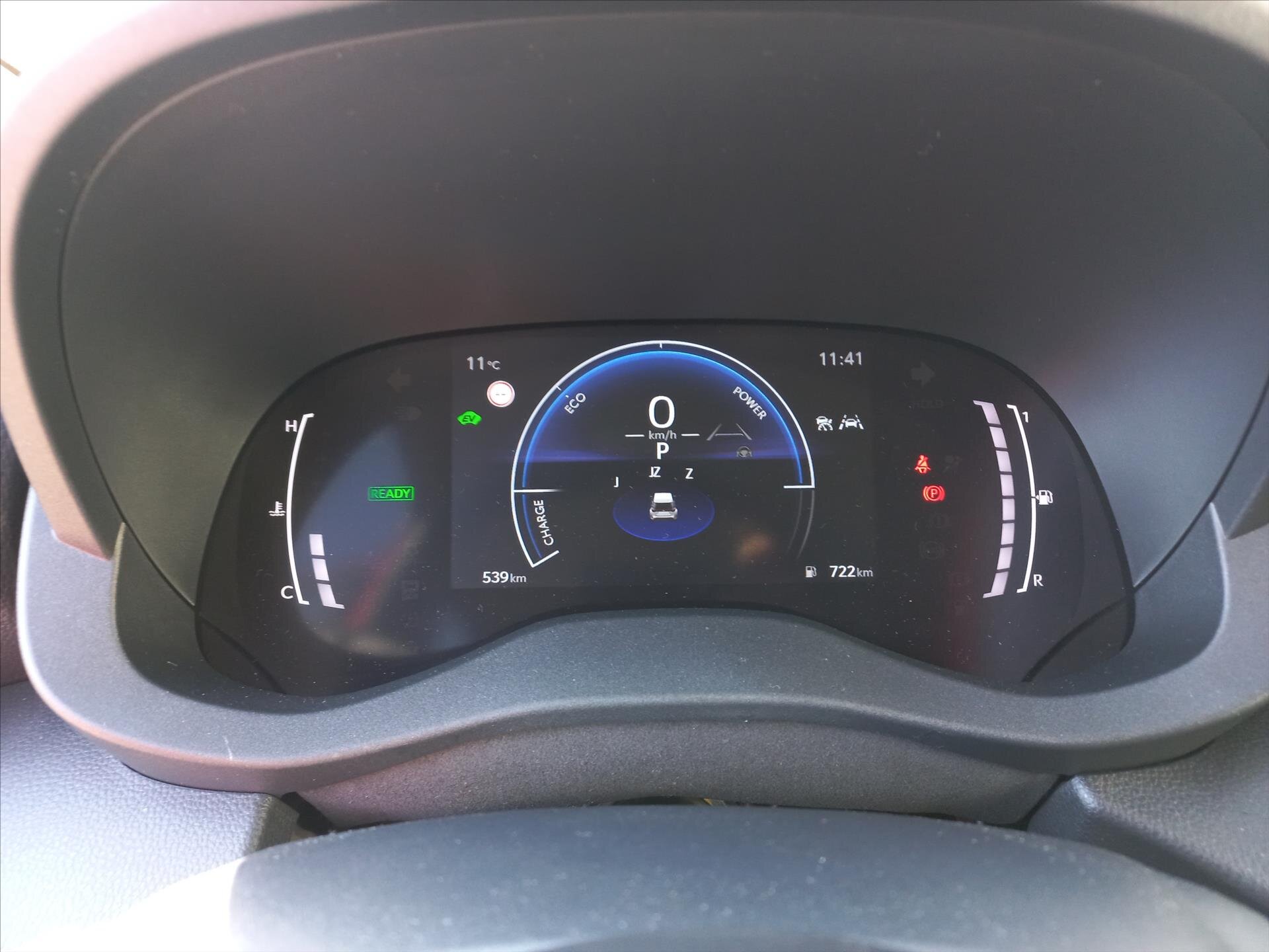 Toyota Yaris Cross CUV / Crossover 1,5 l 68 kw