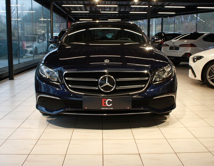 Mercedes-Benz Třídy E 2