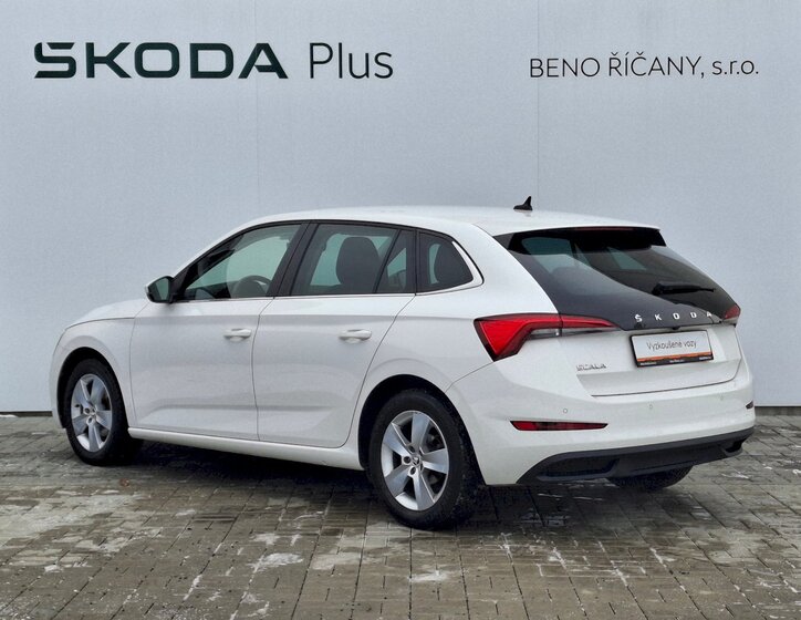 Škoda Scala 10