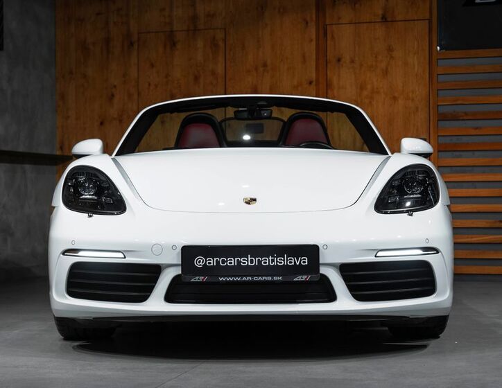 Porsche Boxster 8