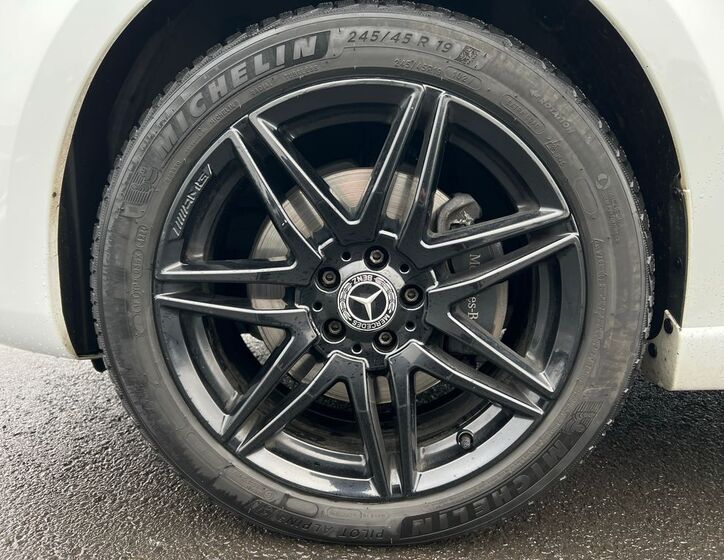 Mercedes-Benz Třídy V 26