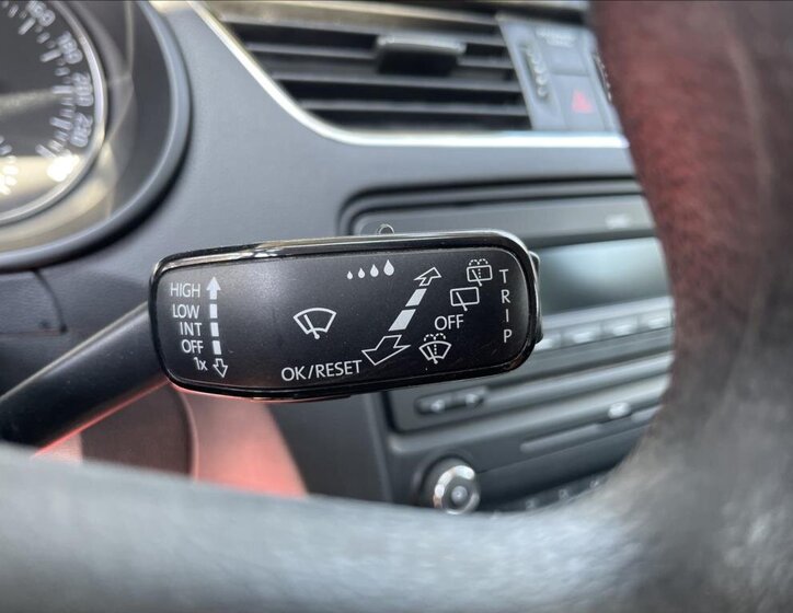 Škoda Octavia Sedan / Limuzína 1,2 l 77 kw