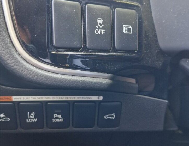 Mitsubishi Outlander 14