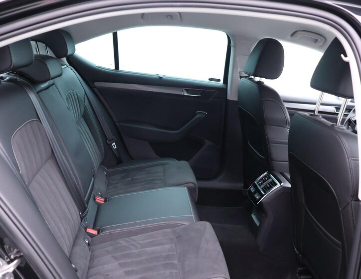 Škoda Superb Liftback 2,0 l 147 kw