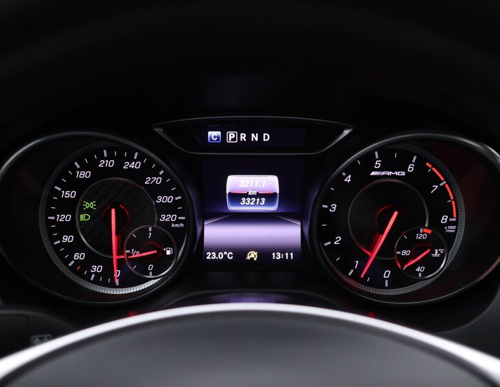 Mercedes-Benz CLA Sedan / Limuzína 2,0 l 280 kw