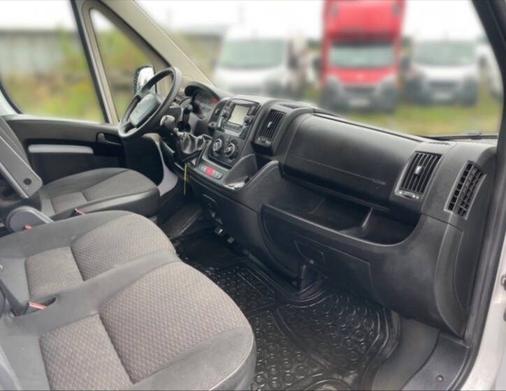 Peugeot Boxer 9