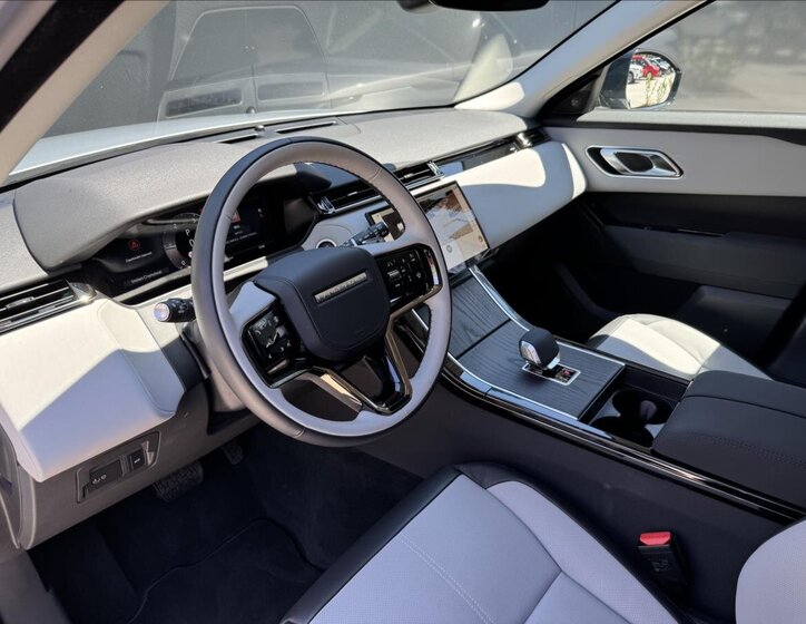 Land Rover Range Rover Velar 9
