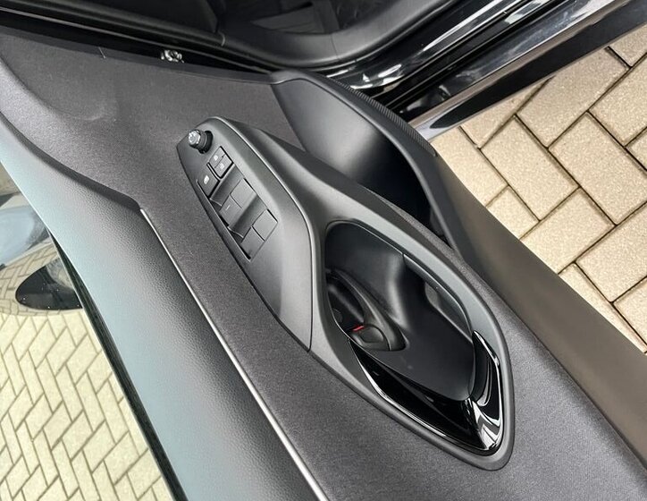 Toyota Yaris Hatchback 1,5 l 68 kw