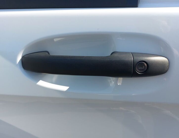 Mercedes-Benz Vito Skříň 2,0 l 100 kw