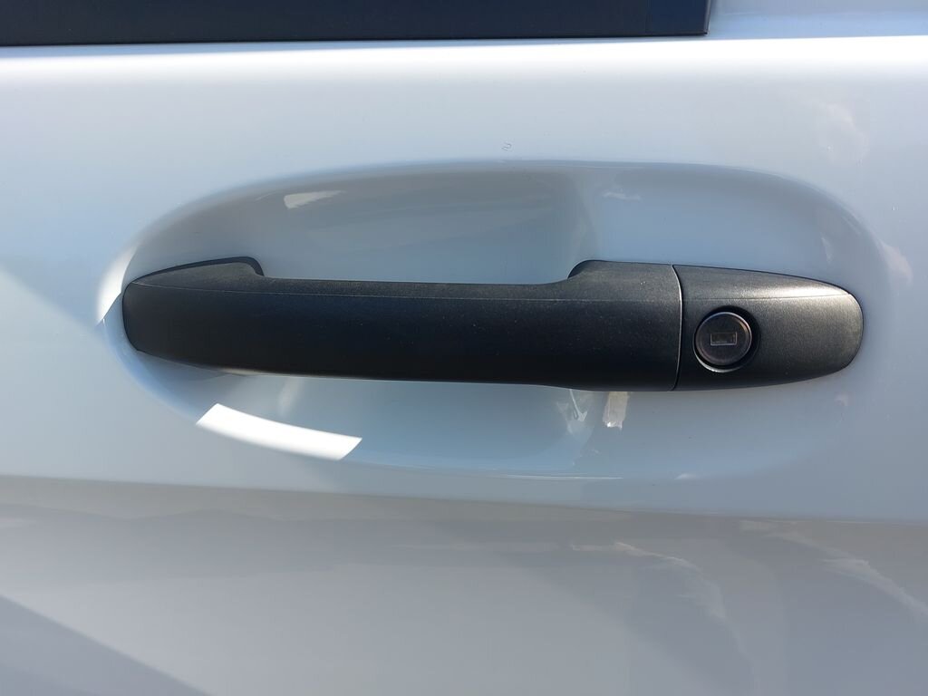 Mercedes-Benz Vito Skříň 2,0 l 100 kw