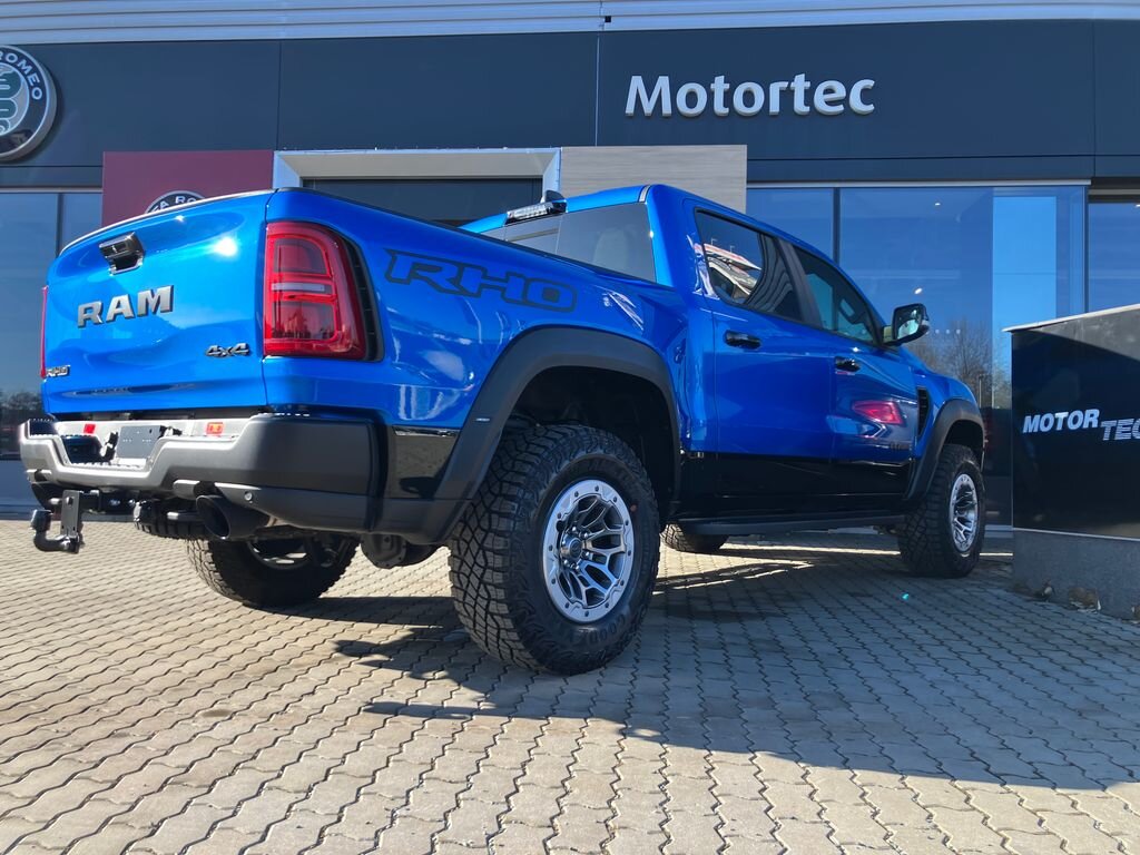 Dodge RAM Pick-up 3,0 l 403 kw