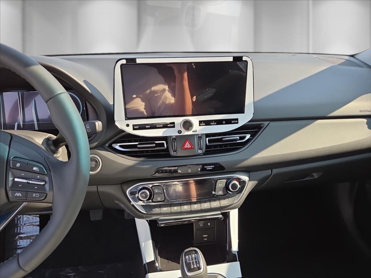 Hyundai i30 Kombi 1,5 l 71 kw