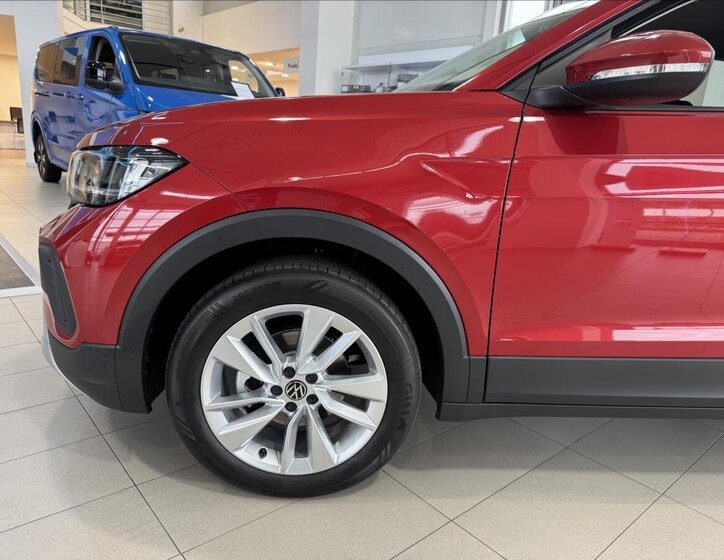 Volkswagen T-Cross 6