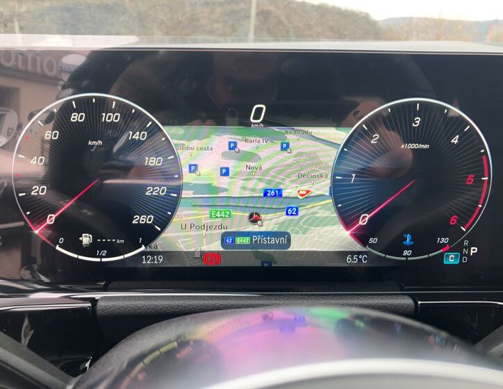 Mercedes-Benz GLA 13