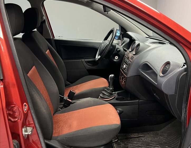 Ford Fiesta Hatchback 1,3 l 51 kw