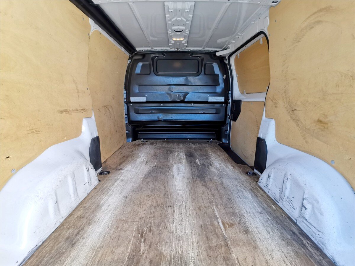 Opel Vivaro Ostatní 2,0 l 110 kw