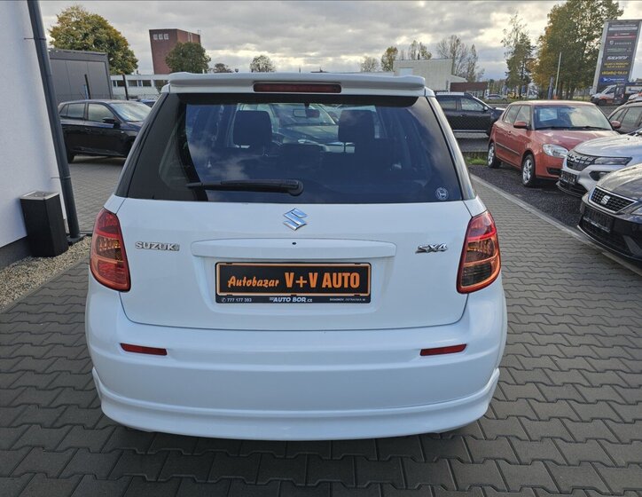 Suzuki SX4 Hatchback 1,6 l 79 kw