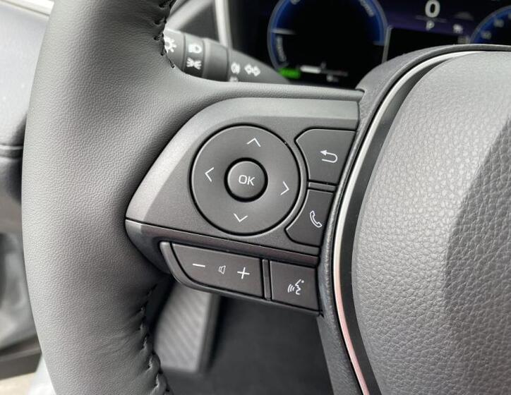 Toyota Corolla Cross 40