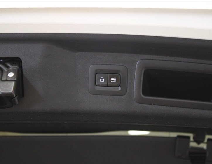 Mazda CX-60 SUV / Terénní 2,5 l 241 kw