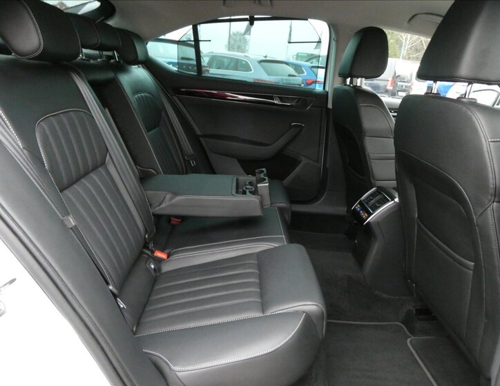 Škoda Superb Sedan 2,0 l 110 kw