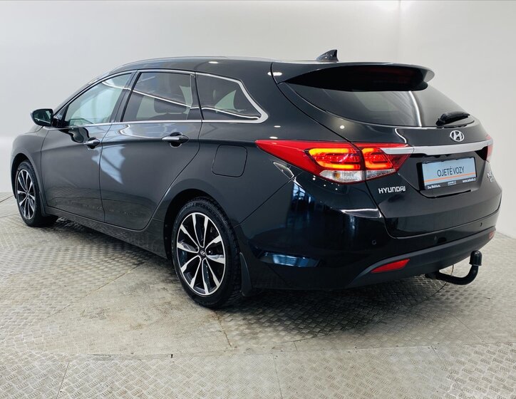 Hyundai i40 Kombi 1,6 l 100 kw