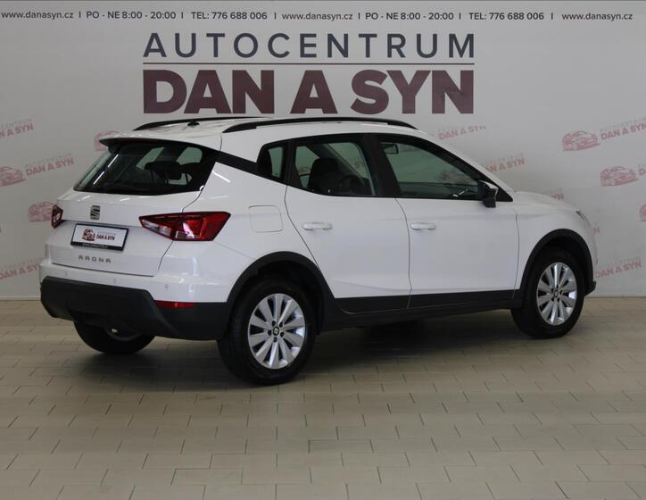 Seat Arona 4