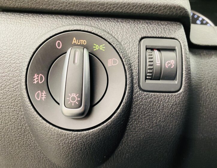 Volkswagen Tiguan SUV 2,0 l 103 kw