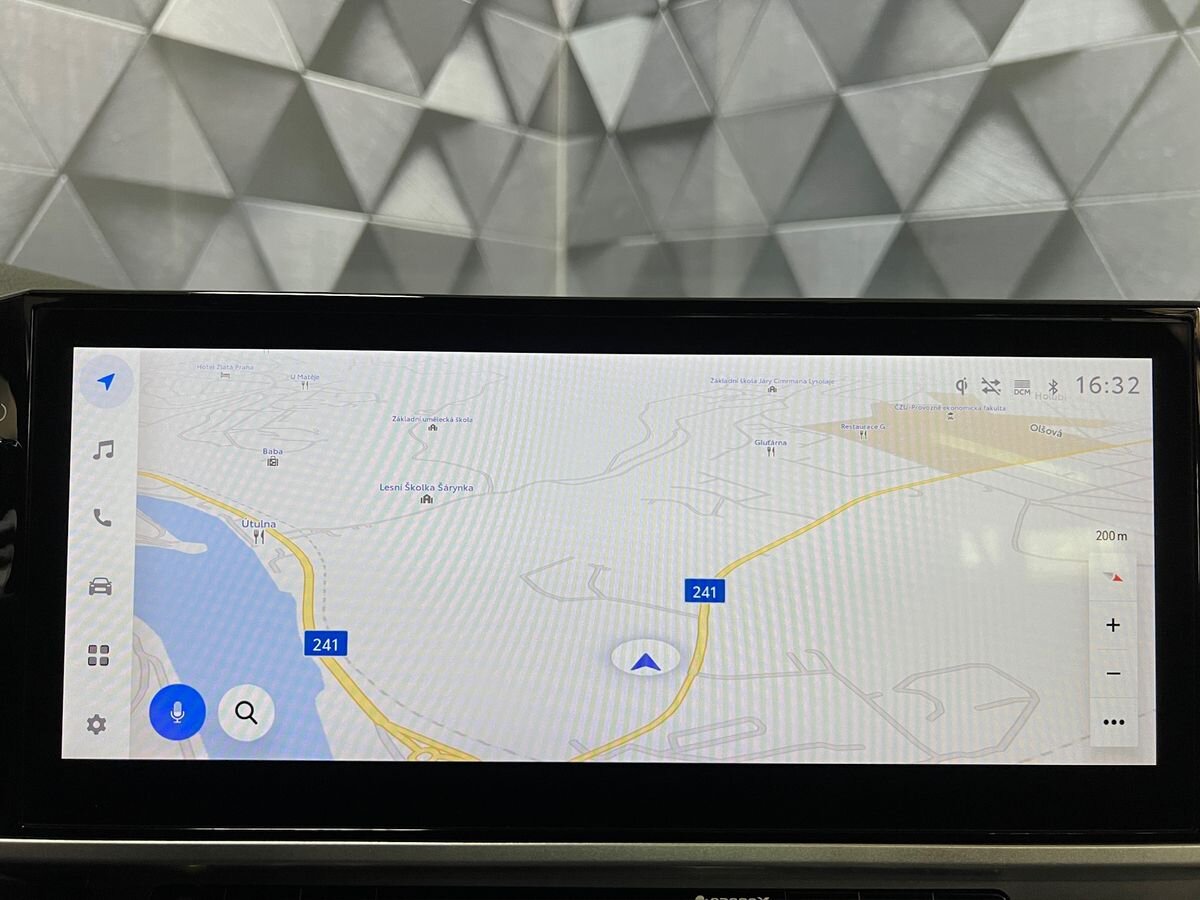 Toyota Camry Sedan / Limuzína 2,5 l 169 kw