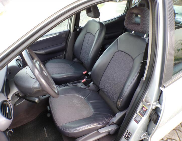 Mercedes-Benz Třídy A 13