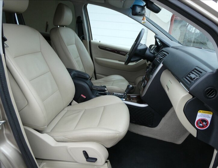 Mercedes-Benz Třídy B Hatchback 2,0 l 80 kw