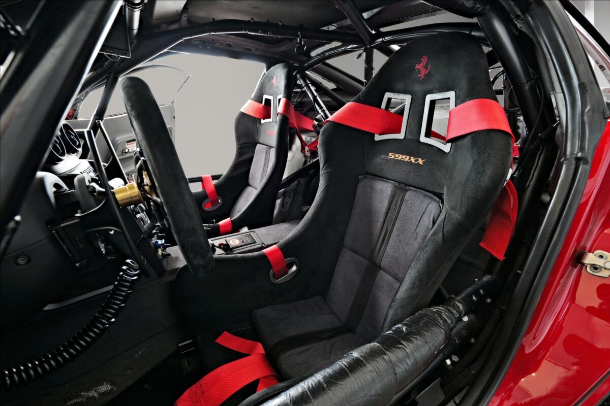 Ferrari 599 Kupé 6,0 l 551 kw