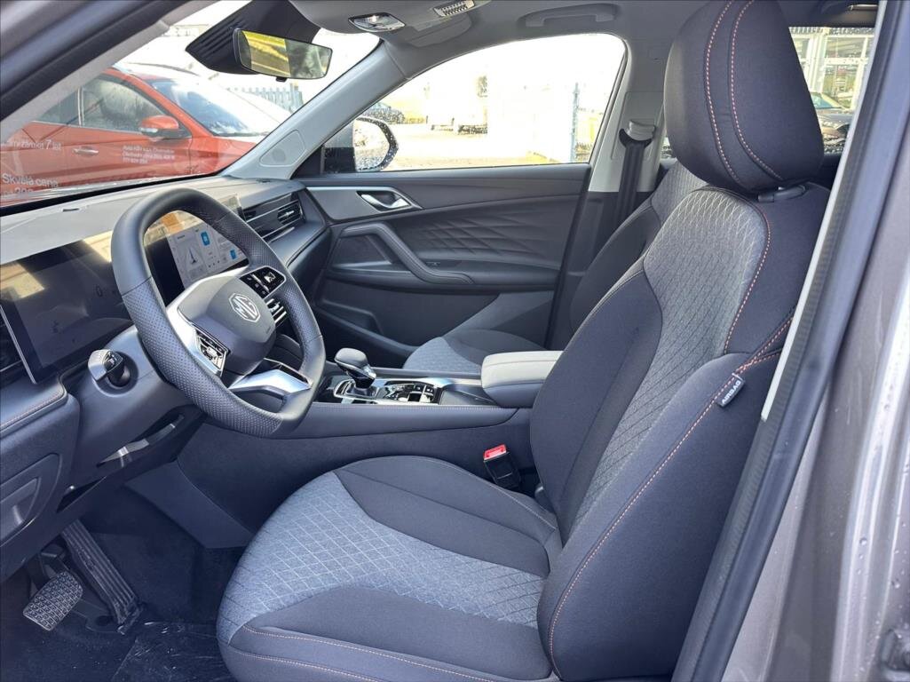 MG HS SUV 1,5 l 125 kw